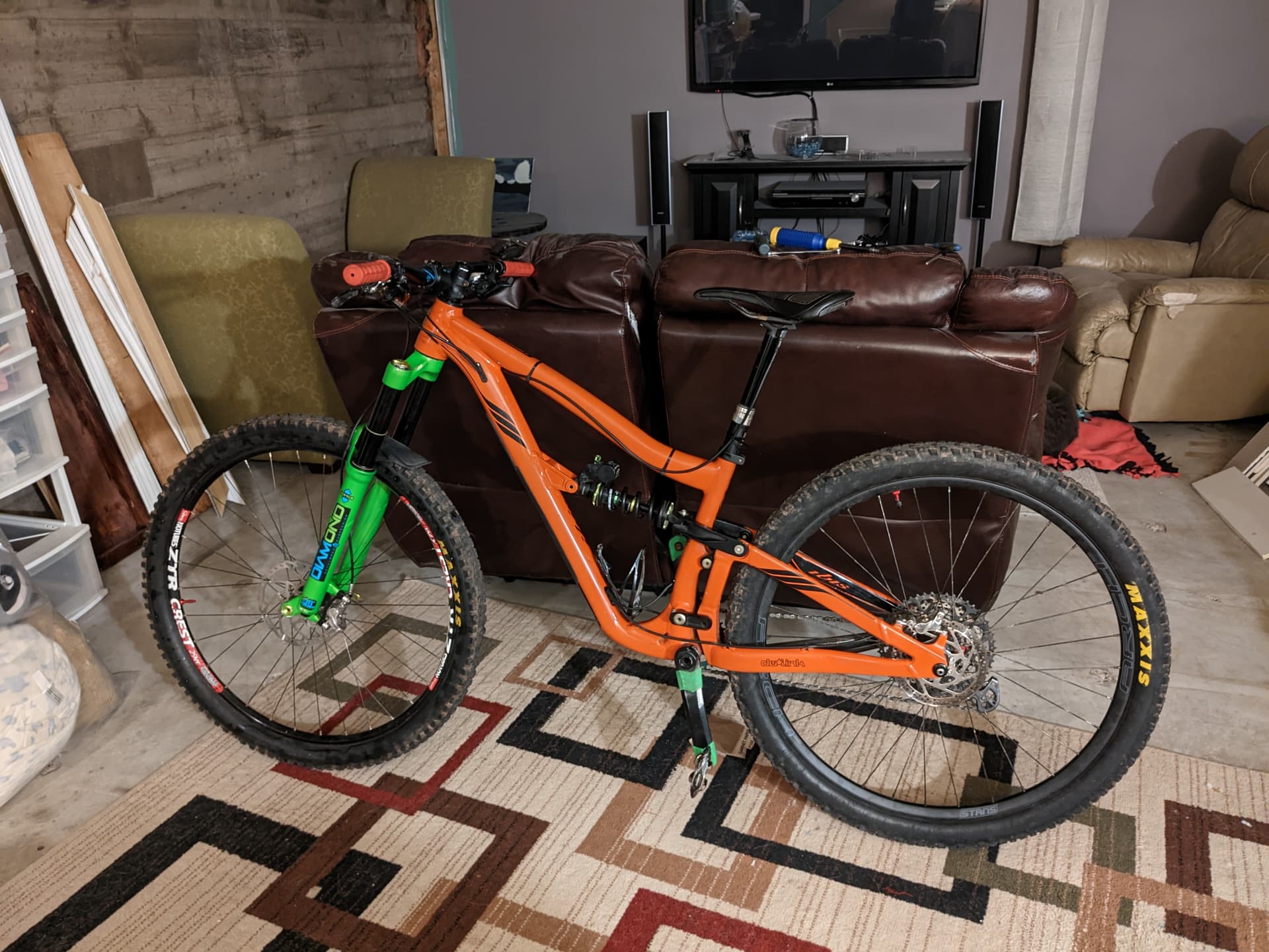 PXL_20221213_215807900