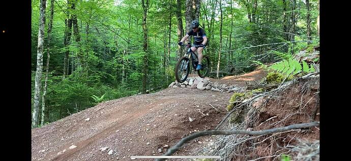 197337308_1235184360273981_6083234355999705985_n