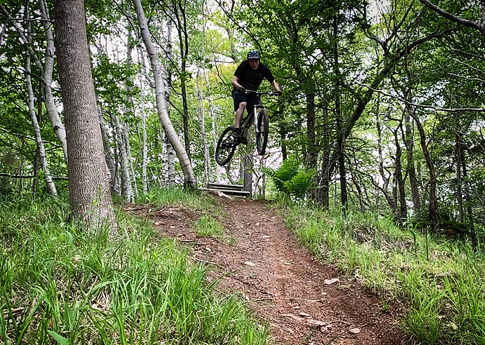 FB68AE17-3549-4CF9-8BBC-E47347E493C9